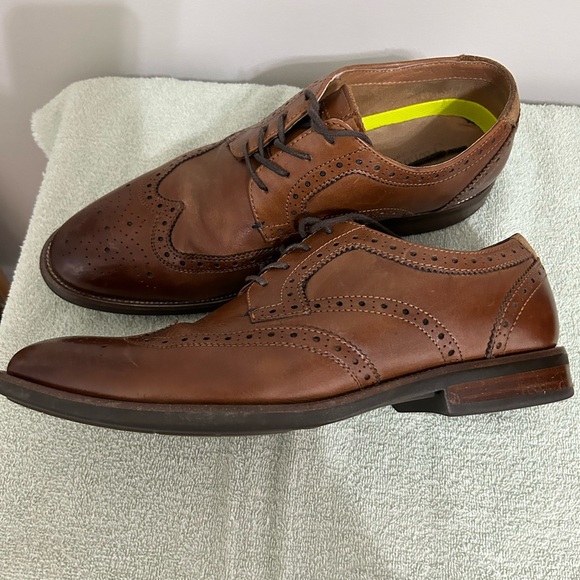 👞 Florsheim Wingtip Brown Oxford Dress Shoes - Picture 3 of 7